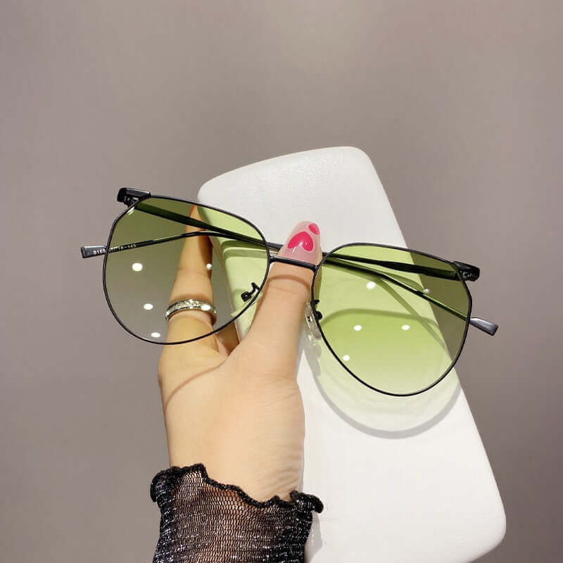 Óculos de sol  feminino - Aviador 2022 - Center Utilidades